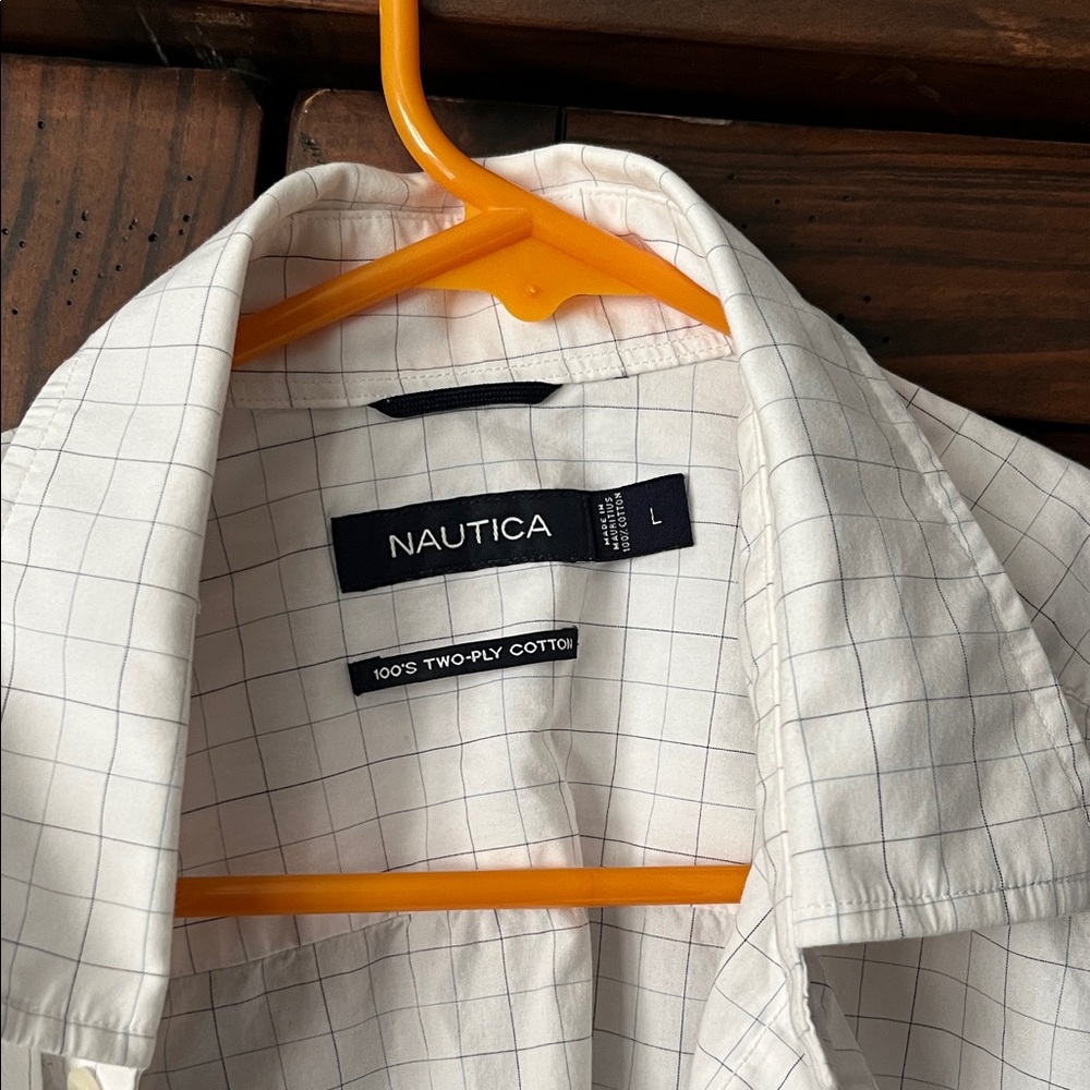 Nautica Men's White and Blue Grid Shirt